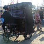 Cycling pianist?!