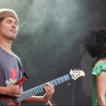 Nneka guitarist Mo