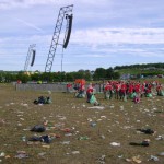 Litter Pickers in the Pyramid Field