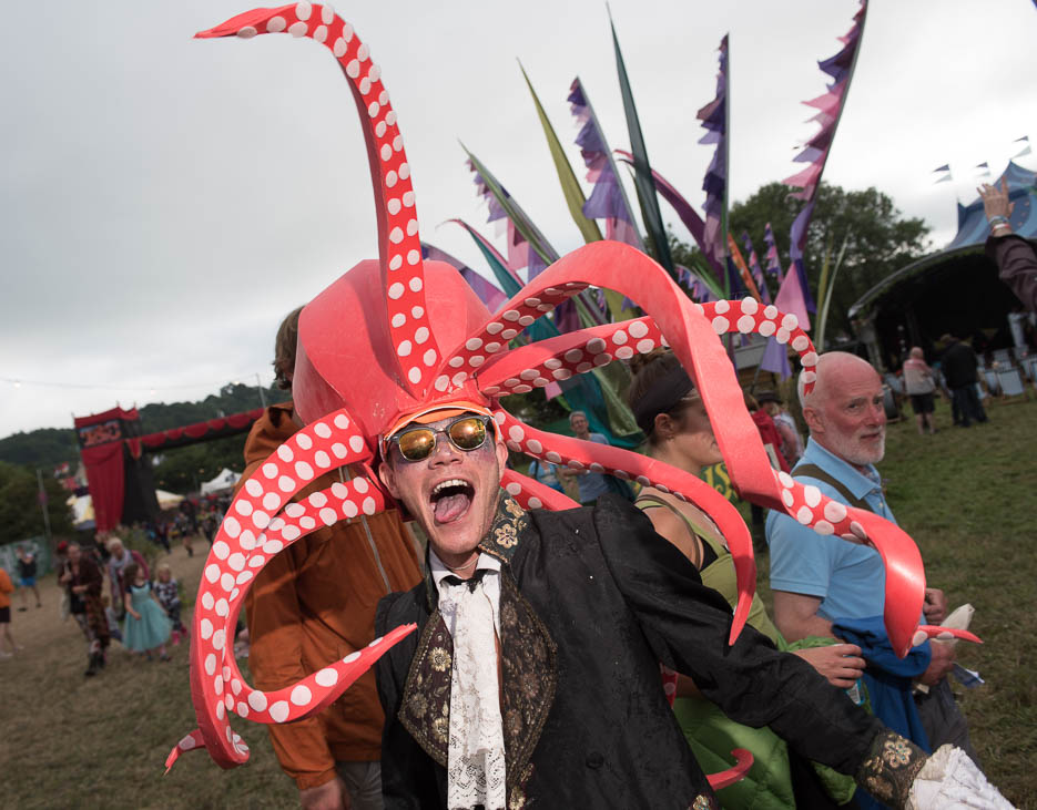 2017-06-24- 18-12-31 Glasto2017--glastoweb