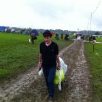 Making our way into Glastonbury 2011 Wednesday morning, bit of rain and mud.