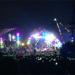 Wristbands light up with Coldplay!